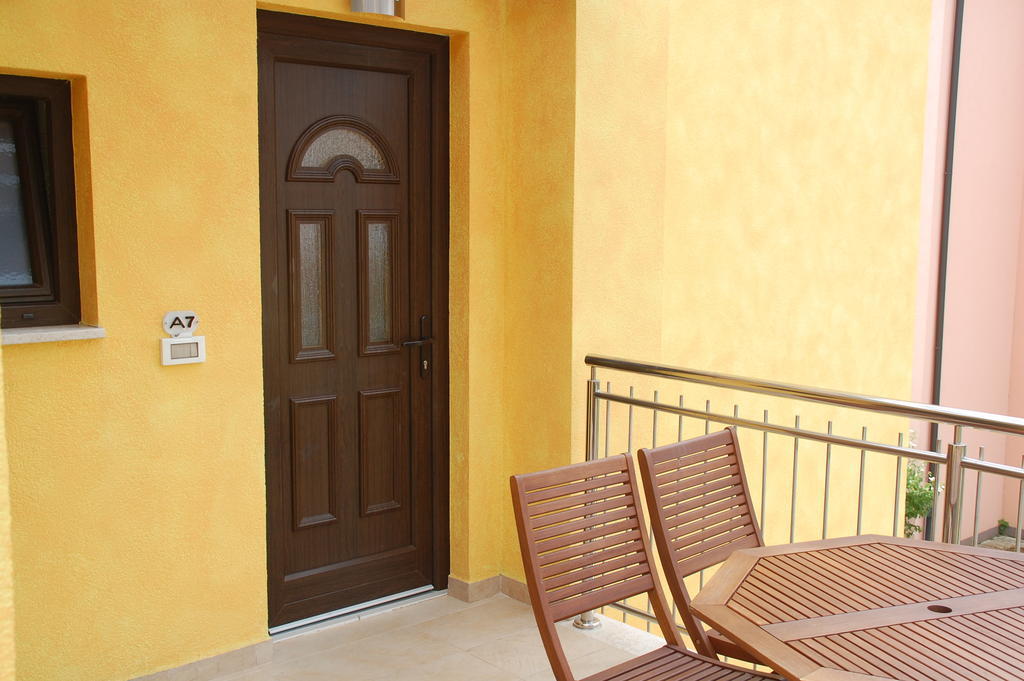 Villa Alpa Umago Exterior foto